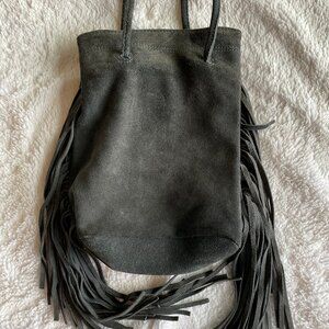 Monserat‎ De Lucca Noe Petite Fringe Suede Crossbody in Gray Suede